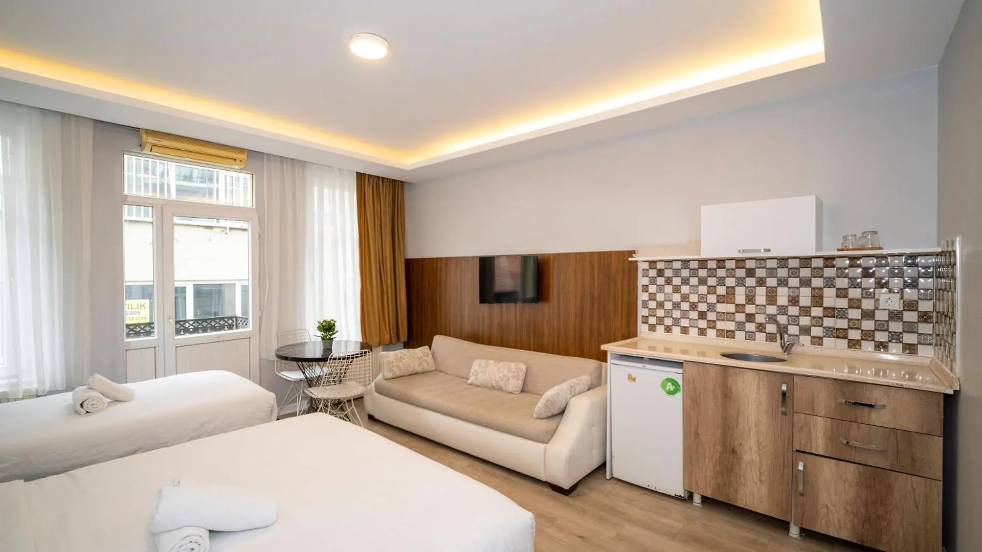 New Life Taksim Apart Hotel Istanbulská provincie 0*,  Turecko