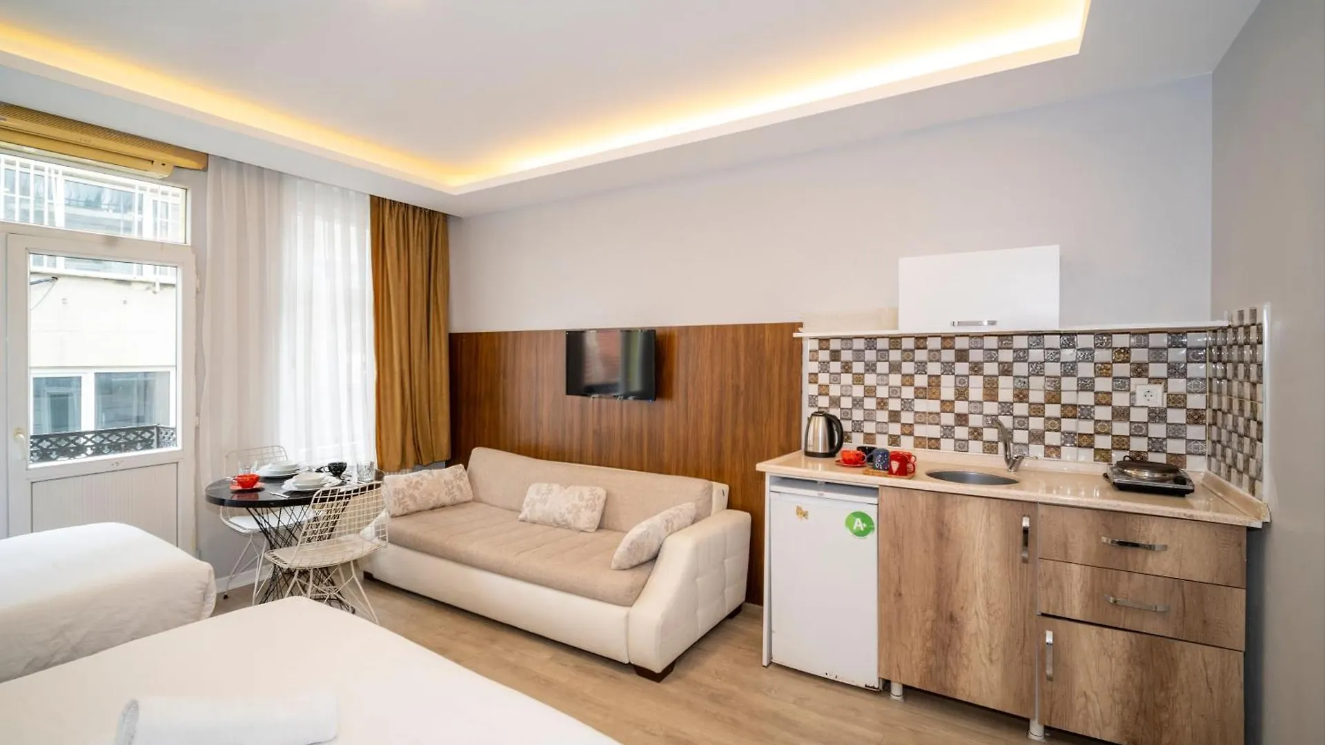 New Life Taksim Apart Hotel Istanbulská provincie 0*,  Turecko